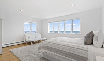 43 Shore Rd, Clinton, CT 06413