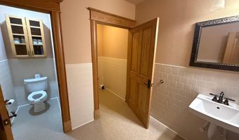 512 5th St Suite B, Berthoud, CO 80513