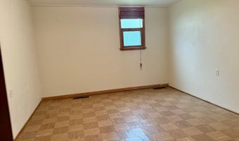 213 1st St SW, Ashley, ND 58413