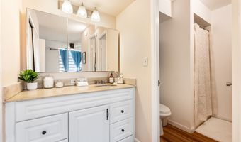 3020 Ala Napuaa Pl 202, Honolulu, HI 96818