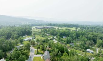46 Duffy Dr, Bennington, VT 05201