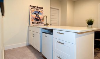 5802 WILMETT, Bethesda, MD 20817