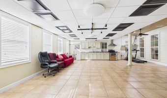 512 E Villien Ave, Abbeville, LA 70510