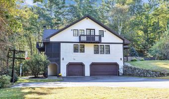 107 Fresh Pond Ln, Brookline, NH 03033