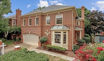 4831 26TH St N, Arlington, VA 22207
