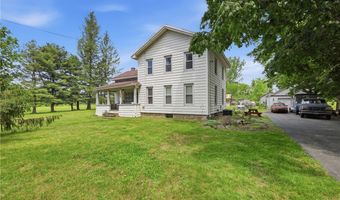 9328 Foote Rd, Akron, NY 14001