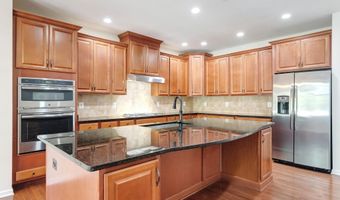 42824 EDGEGROVE HEIGHTS Ter, Ashburn, VA 20148