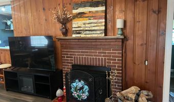 120 Wickham St, Alderson, WV 24910