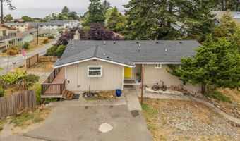1214 Ransom Ave, Brookings, OR 97415