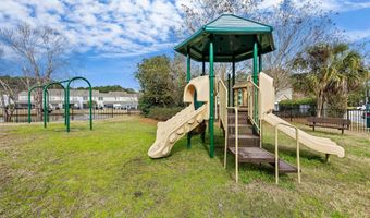 258 Admiration Ave, Beaufort, SC 29906