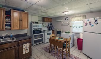 22-24 Hewitt St, Amsterdam, NY 12010