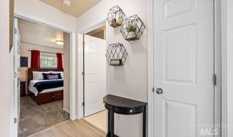 3308 Airport Ave, Caldwell, ID 83605