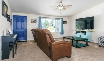 490 Snowflake St, American Falls, ID 83211