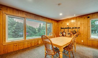 407 N DUBOIS Rd, Ariel, WA 98603