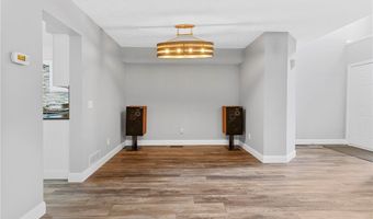 324 Buttermere Ln, Amherst, OH 44001
