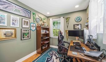 2452 ARLINGTON Ave, Abington, PA 19001