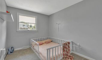 1102 Queens Mill Rd, Aliquippa, PA 15001