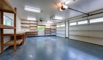 16711 Thompson Rd, Brookings, OR 97415