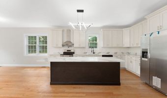 64 Highland Ave B, Attleboro, MA 02703