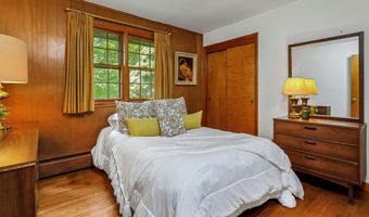 475 Hoyt St, Darien, CT 06820