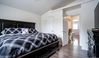 4130 E Forest Glen Dr, Ammon, ID 83406