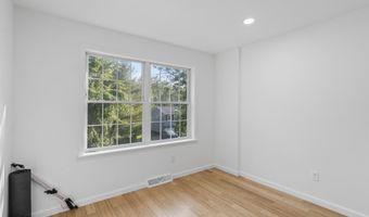 26 Mohican Pl, Albany, NY 12208