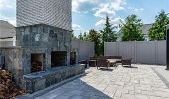 15 Hampton Rd 20, Coventry, RI 02816