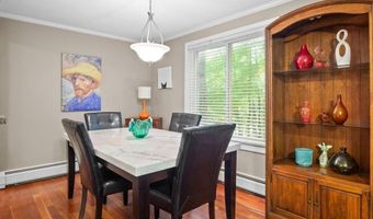7 Wake Robin Rd 310, Lincoln, RI 02865