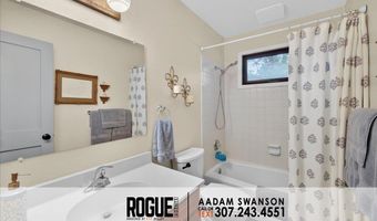 2048 Linda Vista Dr, Casper, WY 82609