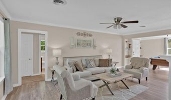 5736 S Lakeshore Dr, Shreveport, LA 71119