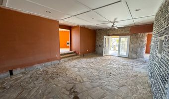 400 N Smiling Dog Trl, Terlingua, TX 79830
