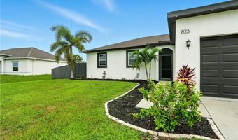 1823 NW 10th St, Cape Coral, FL 33993