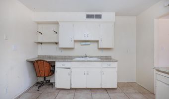 725 E MANOR Dr, Casa Grande, AZ 85122