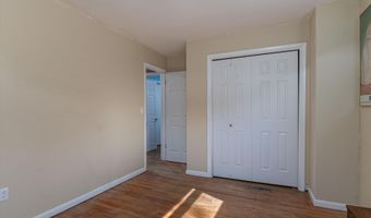 10 Spruce Ln, Barre, VT 05641