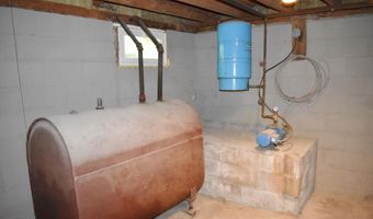 81 Belmont Ave, Belfast, ME 04915