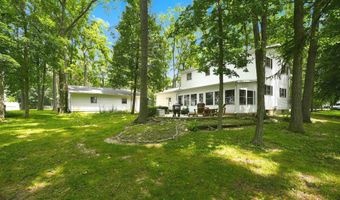 1001 Hickory Hills Dr, Angola, IN 46703