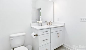 26 Walnut Springs Dr, Asheville, NC 28804