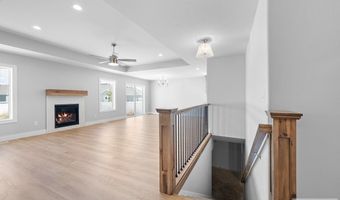 796 Hollow Dr, Ammon, ID 83401
