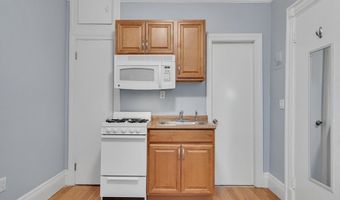 290 Commonwealth Ave 24, Boston, MA 02115