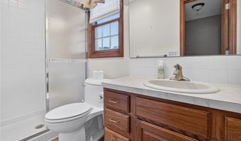 45319 Old Middle Ridge Rd, Amherst, OH 44001
