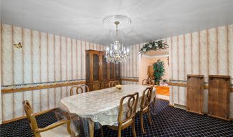 270 Benton St, Austintown, OH 44515