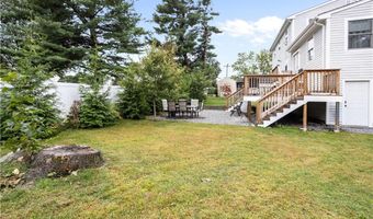 7 Jill Ct, East Providence, RI 02915