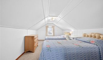 6 Arbeth Ave, Narragansett, RI 02882