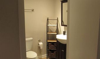 2910 N WESTMORELAND St, Arlington, VA 22213