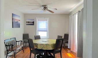 72 Sayles Ave, Warwick, RI 02889