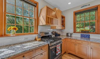 11 Loft Cir, Campton, NH 03223