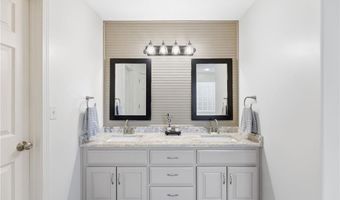 1900 N 159th Ter, Basehor, KS 66007