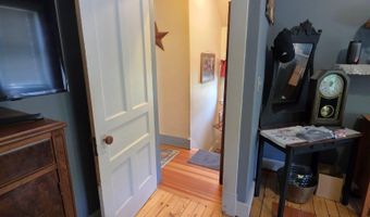 2 Green St, Barre, VT 05641