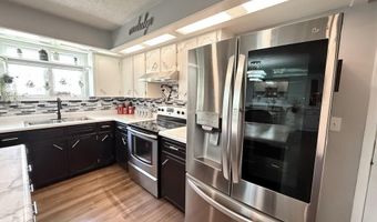 100 N Hickory St, Appleton City, MO 64724