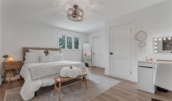 1067 Great Rd, Lincoln, RI 02865